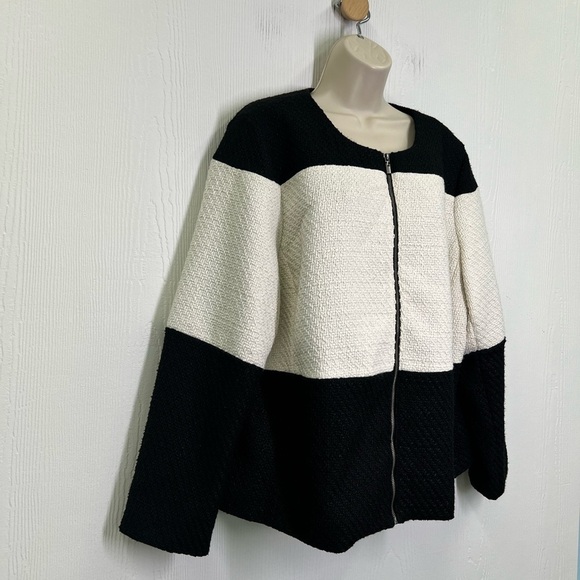 Chico's - Color Blocked Black And White Lined Zip Up Tweed Jacket Size XL - Picture 3 of 12